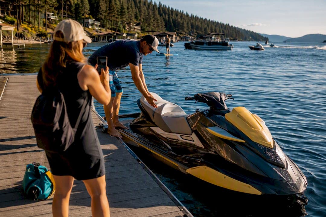 Renters: Expect $150–$1,500 Boat Deposits, Photo Checklist to Avoid Charges