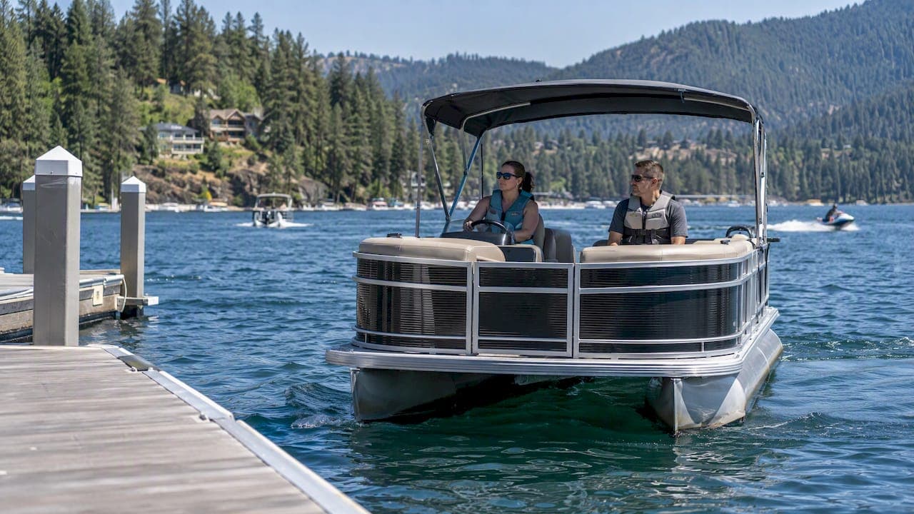 Boat Rental Return Times: Beat Late Fees and Sunset Cutoffs