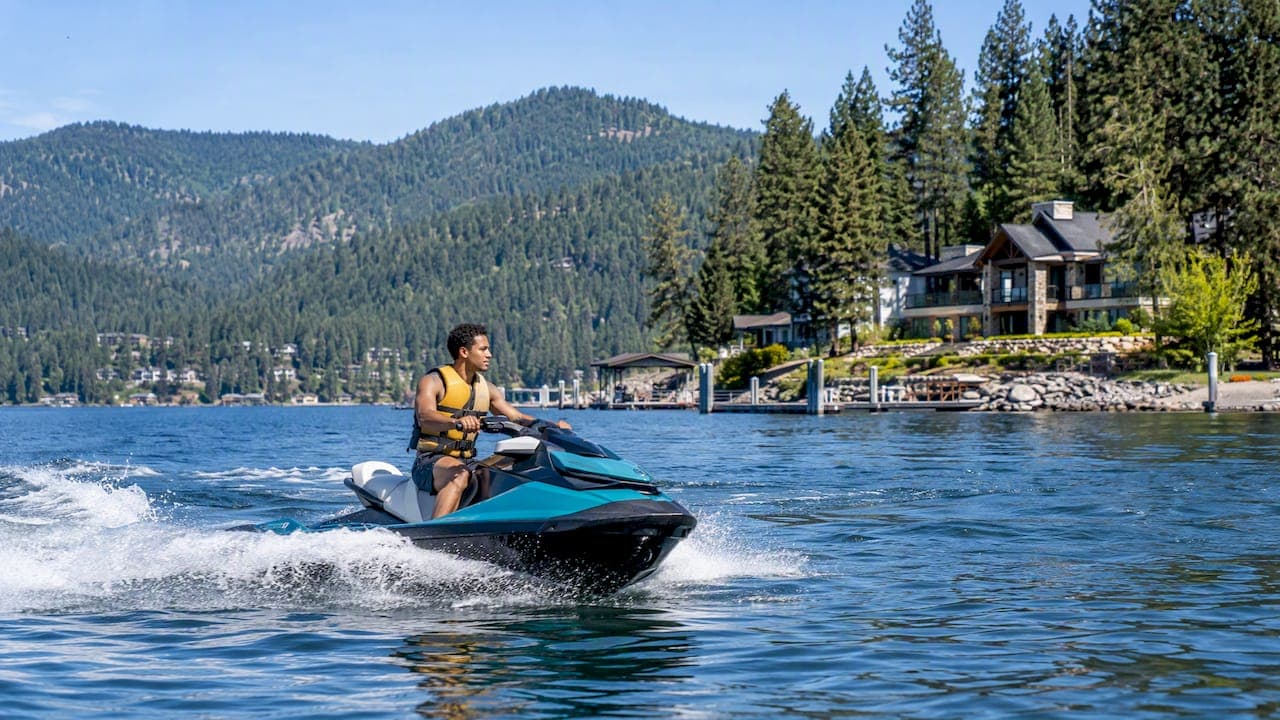 Cold Water Boating: What to Know Before You Go Out